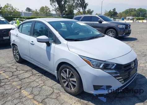 2024 Nissan Versa 1.6 Sv z USA, uszkodzony, nr VIN 3N1CN8EV3RL865758